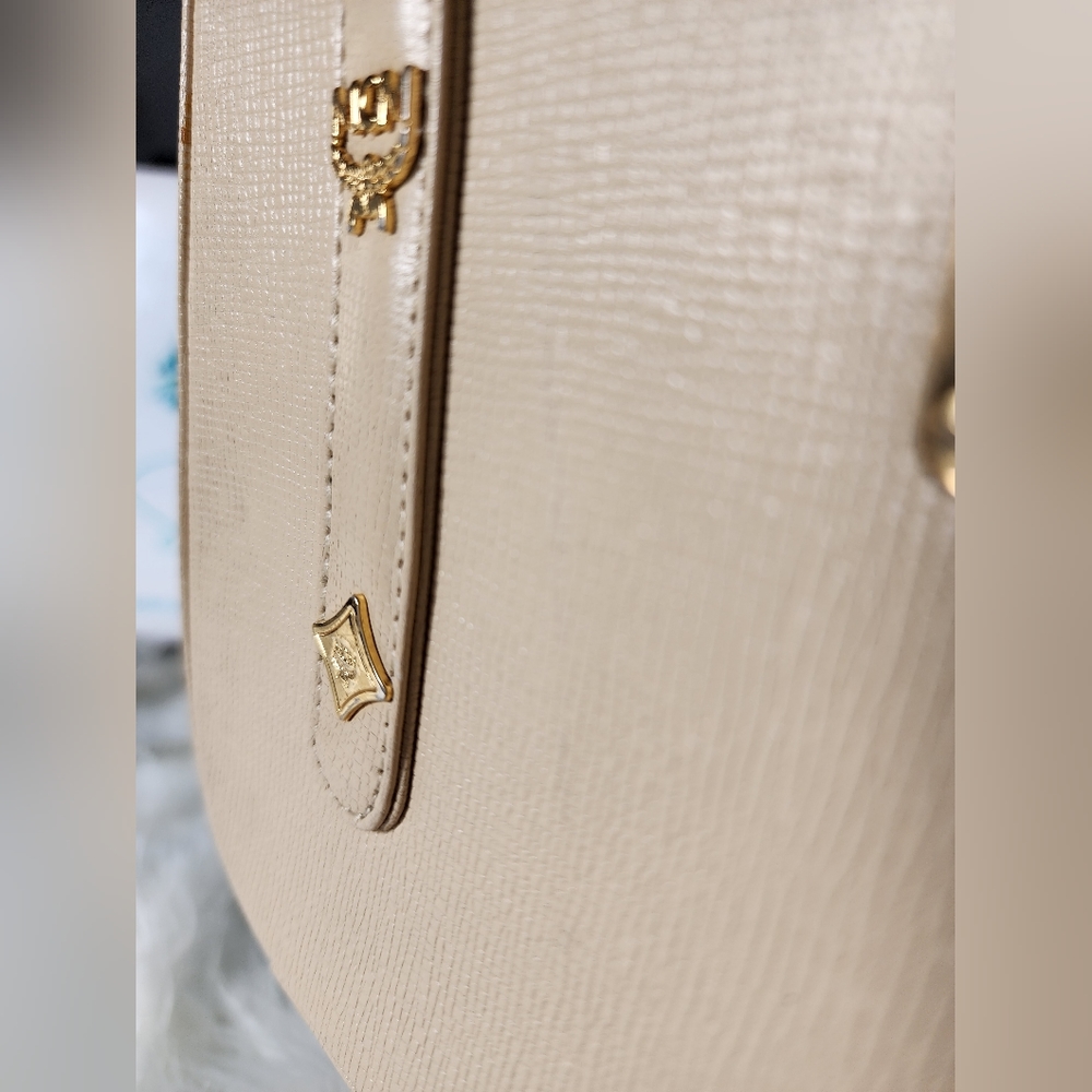 MCM Handbag - Picture 3 of 12